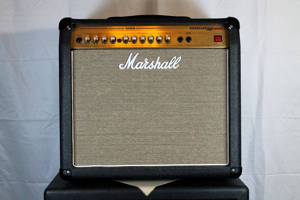 Marshall Valvestate 2000 AVT50 Guitar Combo Amp (x0671)